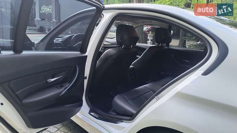 Седан BMW 3 Series 2013 в Богородчанах фото 12 Седан BMW 3 Series 2013 в Богородчанах