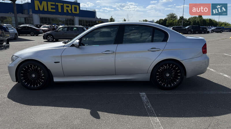 Седан BMW 3 Series 2007 в Киеве