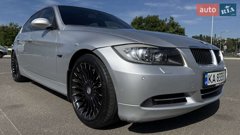 Седан BMW 3 Series 2007 в Киеве