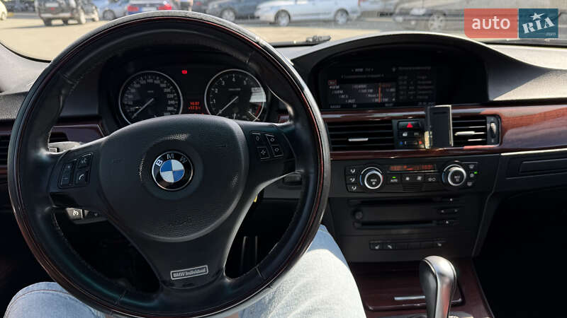 Седан BMW 3 Series 2007 в Киеве