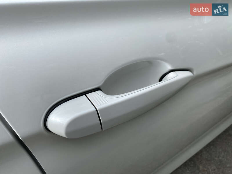 Седан BMW 3 Series 2014 в Вінниці