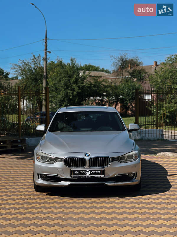Седан BMW 3 Series 2013 в Миколаєві