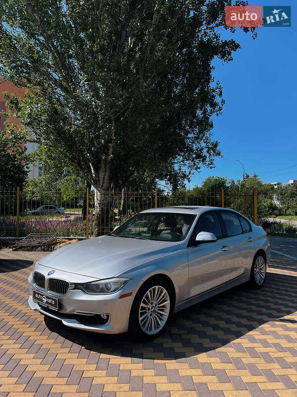 Седан BMW 3 Series 2013 в Миколаєві