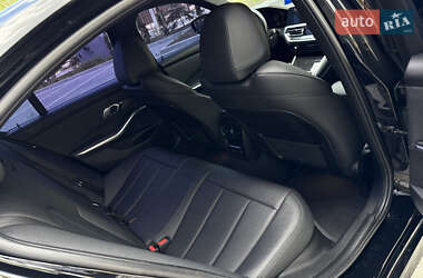 Седан BMW 3 Series 2020 в 