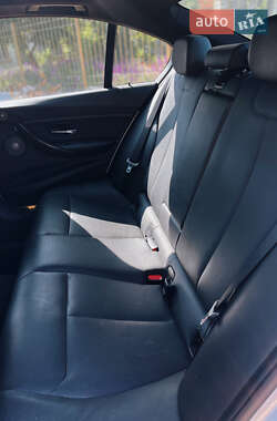 Седан BMW 3 Series 2013 в 