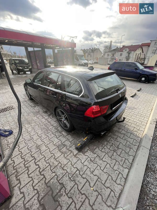 Універсал BMW 3 Series 2011 в Львові