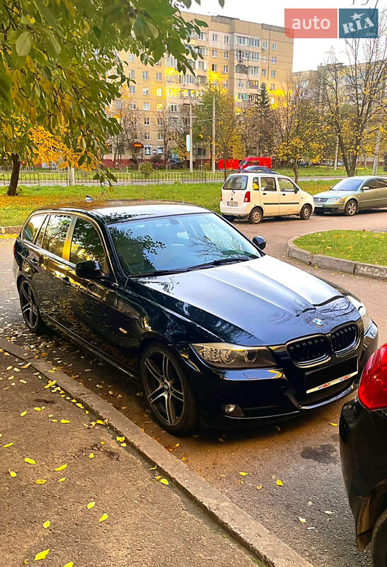 Універсал BMW 3 Series 2011 в Львові
