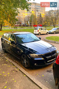 Универсал BMW 3 Series 2011 в 