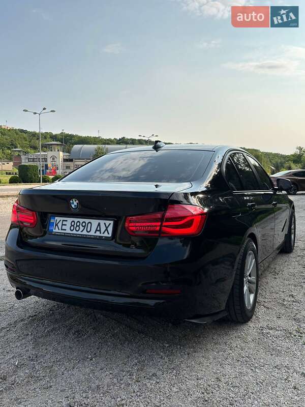 Седан BMW 3 Series 2017 в Днепре