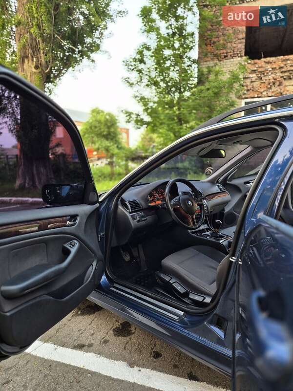 Универсал BMW 3 Series 2005 в Корце