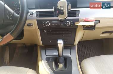Седан BMW 3 Series 2008 в 