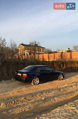 Седан BMW 3 Series 1998 в 