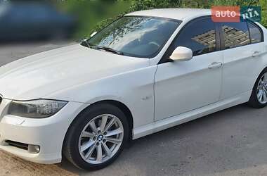 BMW 3 Series 2010