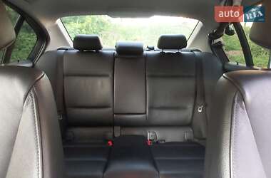 Седан BMW 3 Series 2010 в 