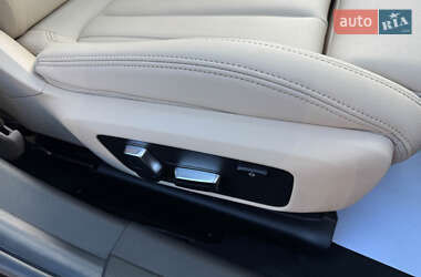 Седан BMW 3 Series 2019 в 