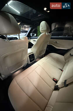 Седан BMW 3 Series 2021 в 