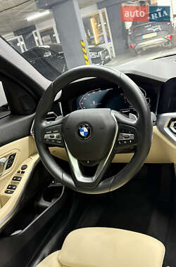 Седан BMW 3 Series 2021 в 