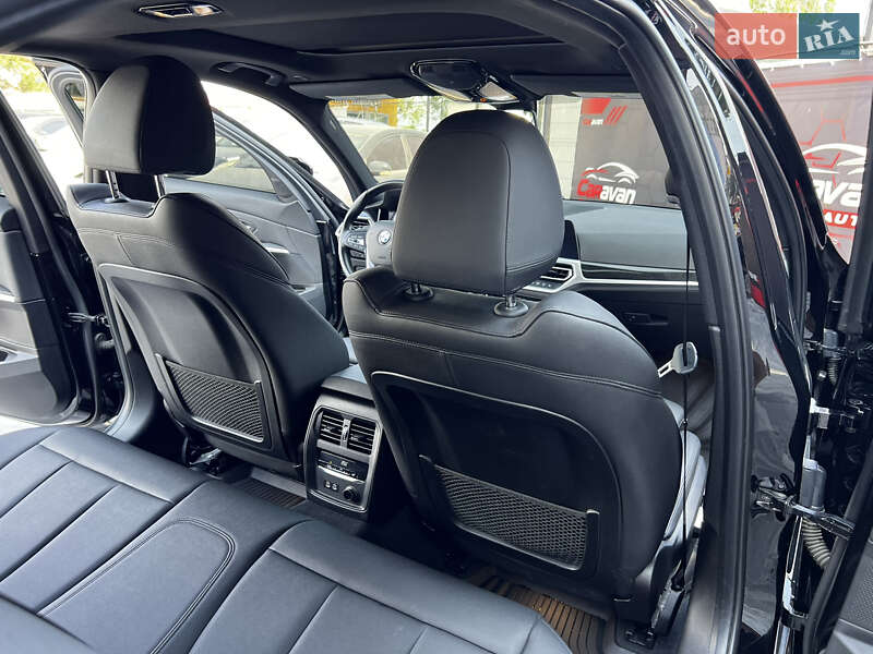 Седан BMW 3 Series 2020 в Днепре