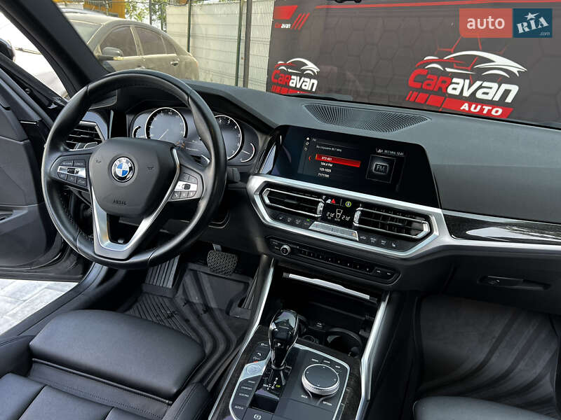 Седан BMW 3 Series 2020 в Днепре