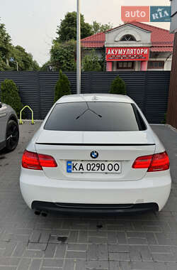 Купе BMW 3 Series 2011 в 