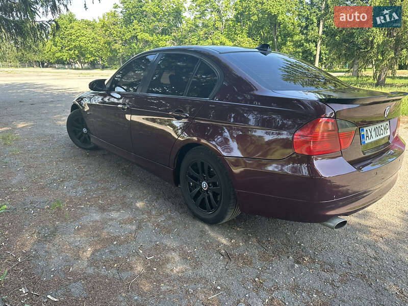 Седан BMW 3 Series 2008 в Чугуеве