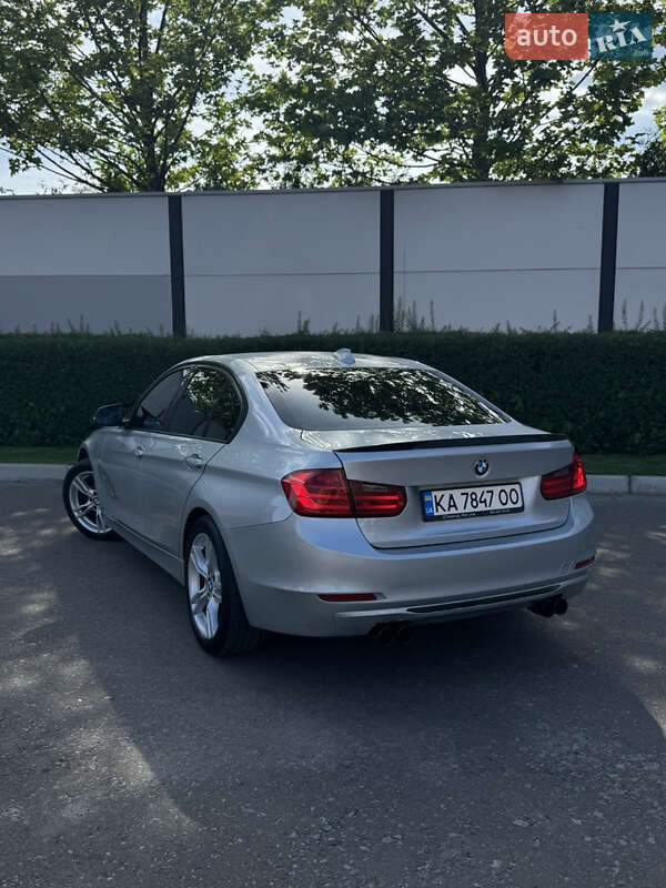 Седан BMW 3 Series 2013 в Києві