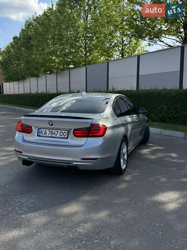 Седан BMW 3 Series 2013 в Києві