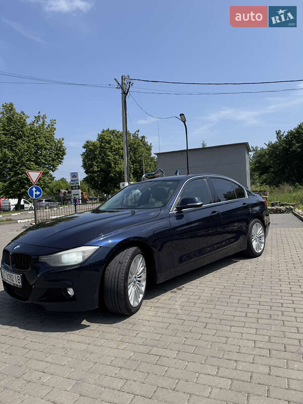 Седан BMW 3 Series 2013 в Снятине фото 3 Седан BMW 3 Series 2013 в Снятине