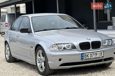 Седан BMW 3 Series 2001 в 