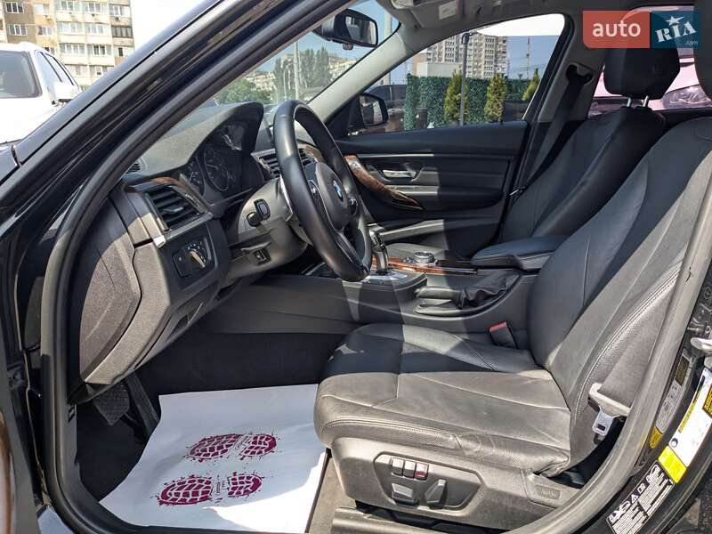 Седан BMW 3 Series 2013 в Киеве