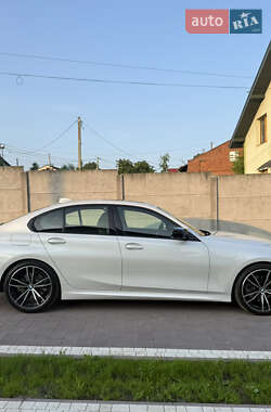 Седан BMW 3 Series 2020 в Львові