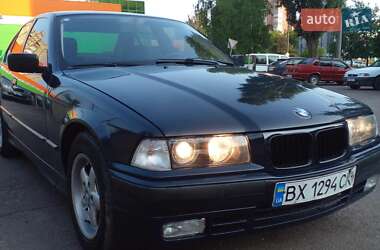 Седан BMW 3 Series 1996 в Рівному