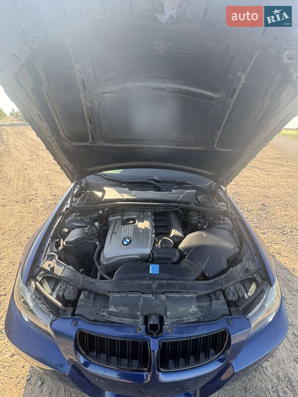 Седан BMW 3 Series 2006 в Одессе