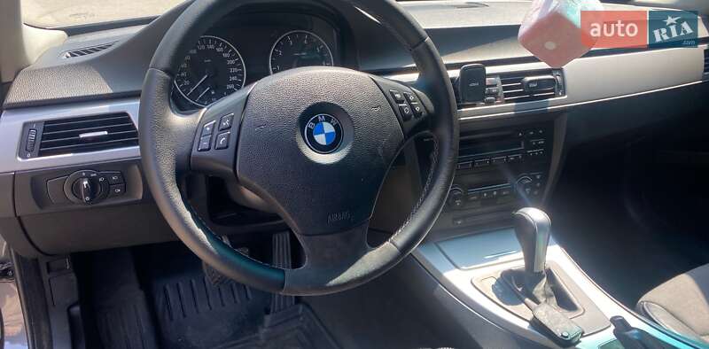 Седан BMW 3 Series 2005 в Харькове