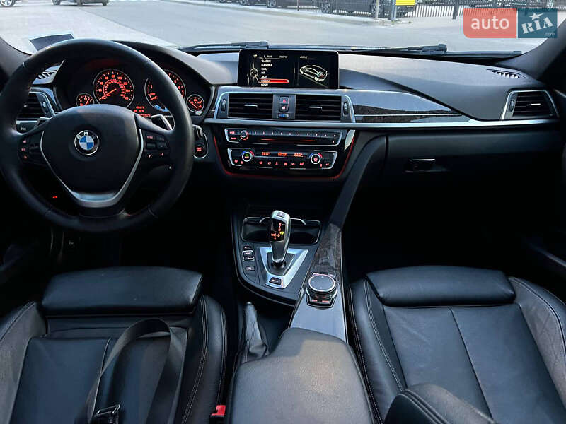 Седан BMW 3 Series 2016 в Києві