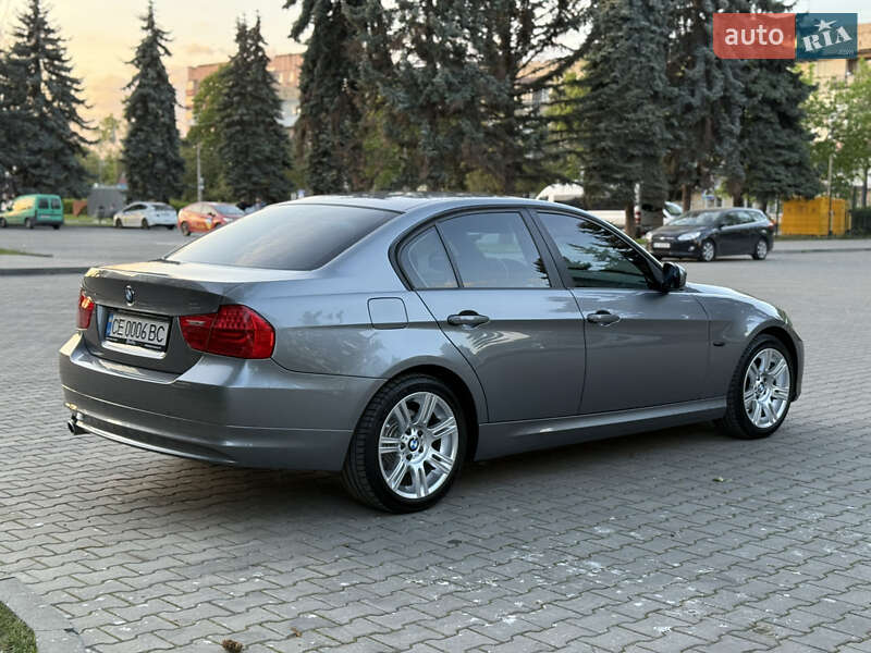 Седан BMW 3 Series 2008 в Черновцах