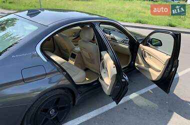 Седан BMW 3 Series 2012 в 