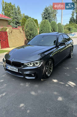 Седан BMW 3 Series 2016 в Дніпрі