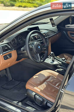 Седан BMW 3 Series 2012 в 