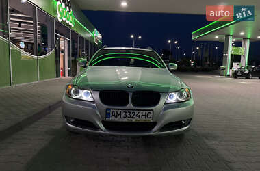 Універсал BMW 3 Series 2010 в 