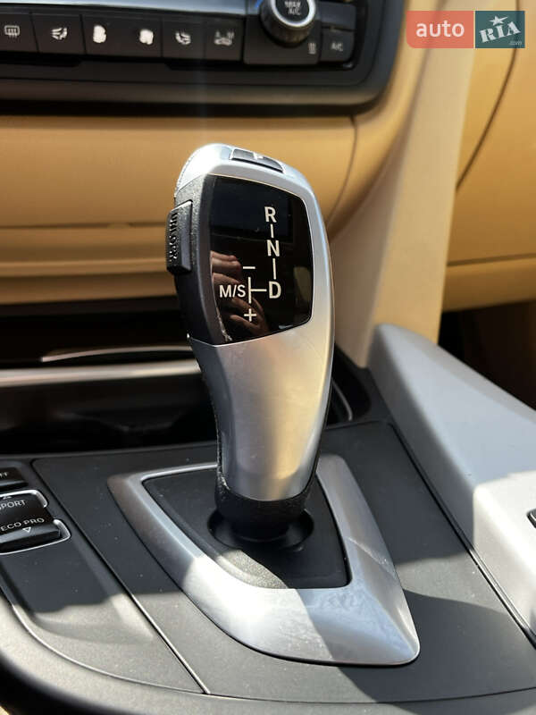 Седан BMW 3 Series 2013 в Ровно