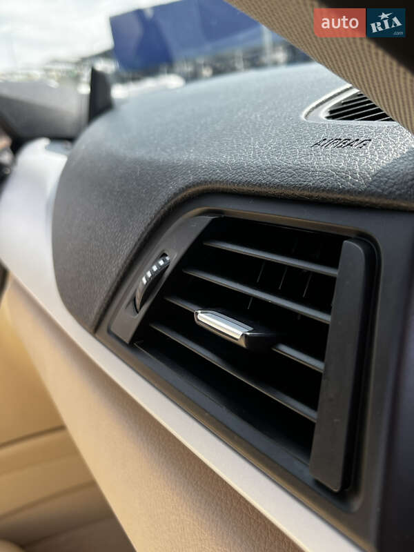Седан BMW 3 Series 2013 в Ровно