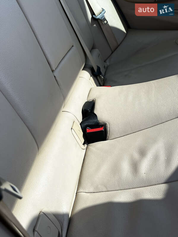 Седан BMW 3 Series 2013 в Ровно