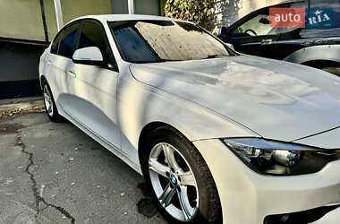 Седан BMW 3 Series 2015 в Києві