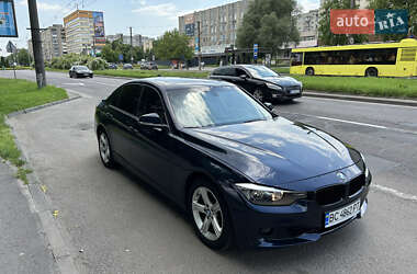 Седан BMW 3 Series 2014 в Львові