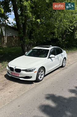 Седан BMW 3 Series 2015 в Львове