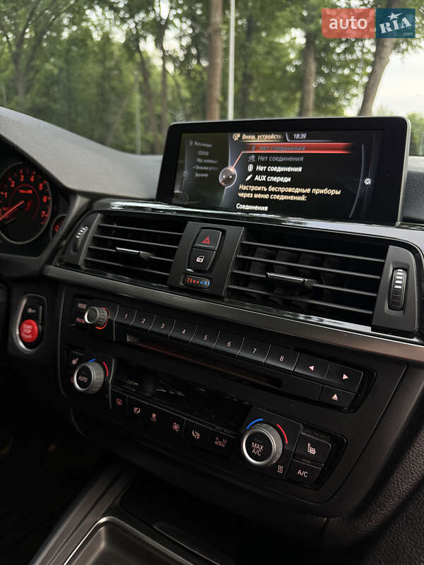 Седан BMW 3 Series 2014 в Харькове