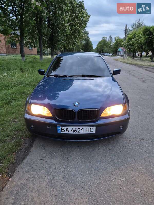 Седан BMW 3 Series 2002 в Бобринці