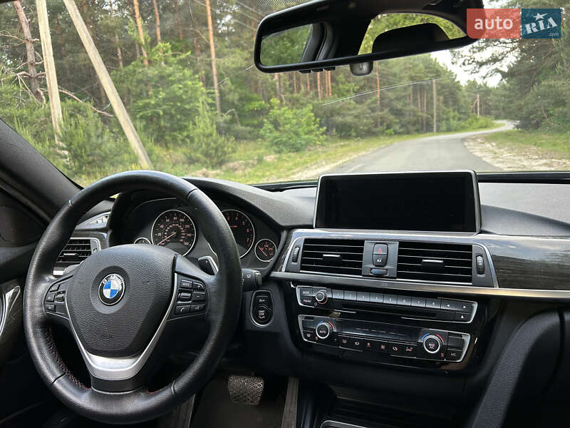 Седан BMW 3 Series 2016 в Ровно