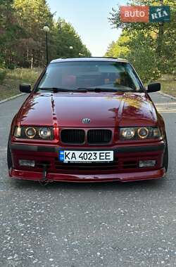 Седан BMW 3 Series 1990 в 